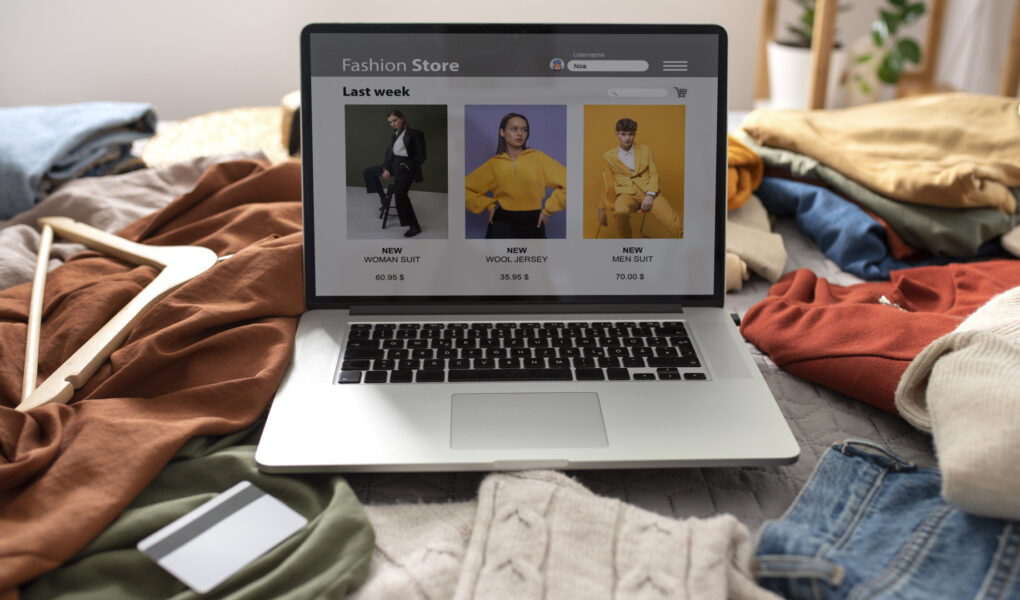 Le prêt-à-porter en ligne : la nouvelle façon de consommer la mode