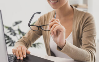 Lunettes de vue en ligne : les tendances à adopter cette année